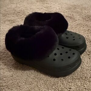CROCS Black Platform Shoes with Fur Lining